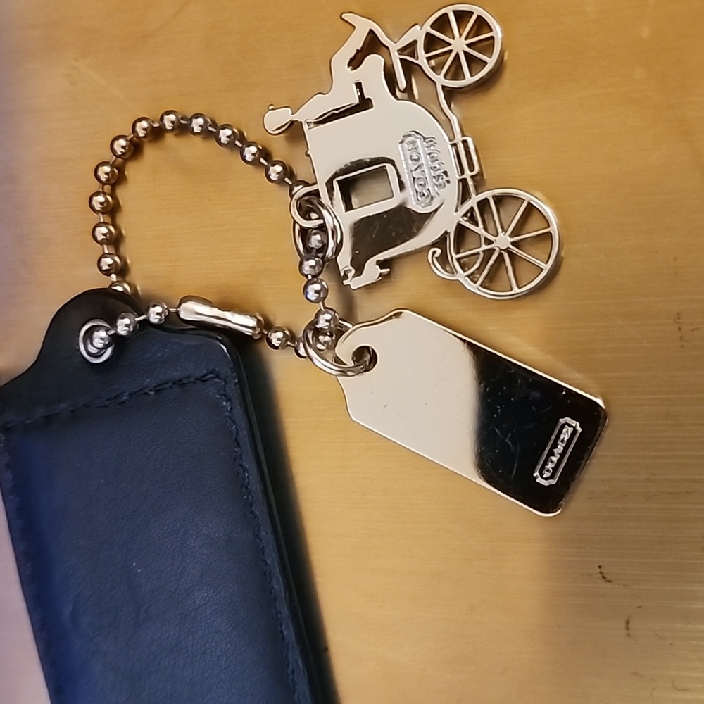 Euc Coach Carriage Silver Charm/ Lg. Black Leather hang & Metal Silver Mini tag - Picture 2 of 5